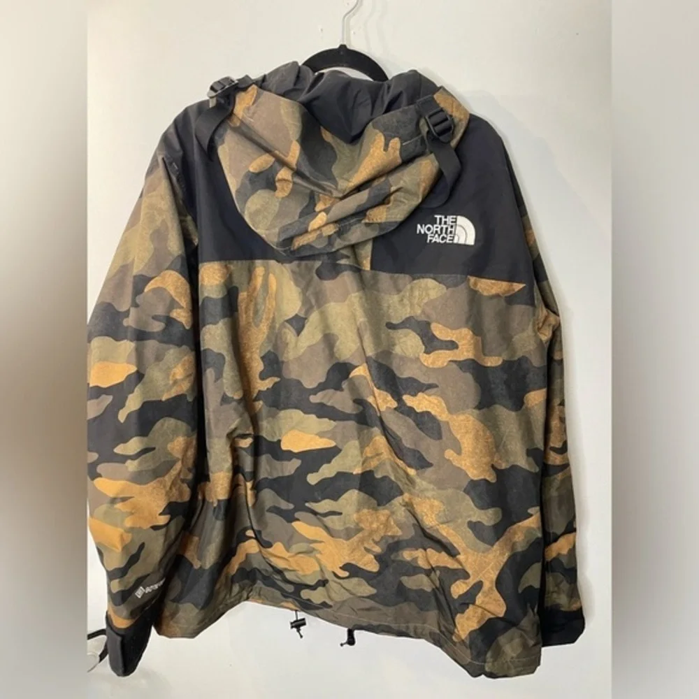 The North Face 1990‎ Mountain Jacket GTX Camo size xl